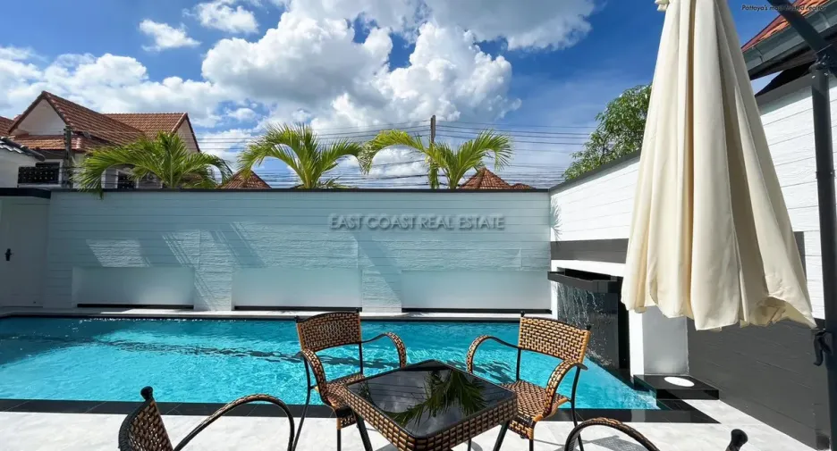 For rent 4 bedrooms house in Bang Lamung, Chonburi