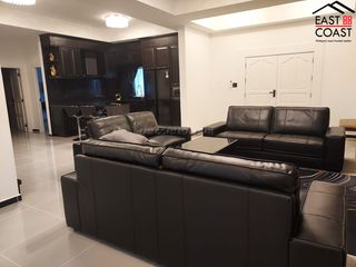 À vendre et à louer 6 chambres maison à Bang Lamung, Chonburi