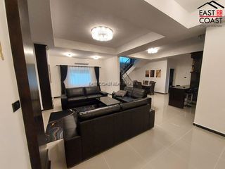 À vendre et à louer 6 chambres maison à Bang Lamung, Chonburi