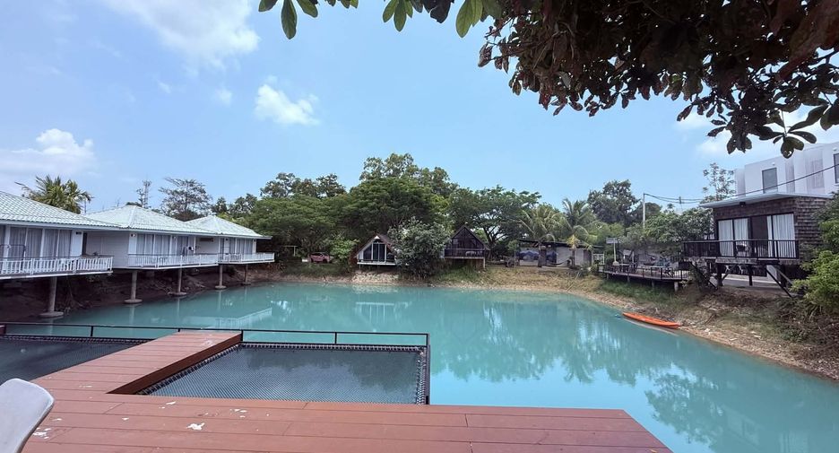 For sale 8 bedrooms hotel in Thalang, Phuket