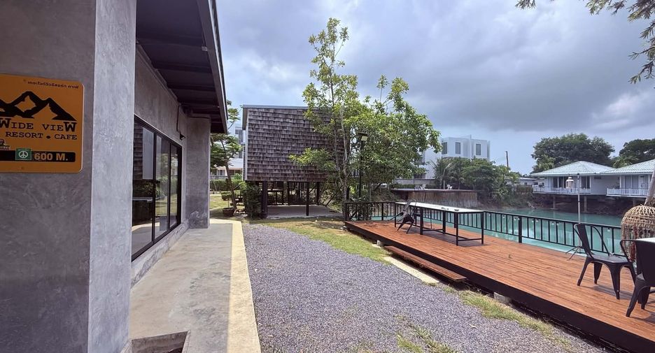 For sale 8 bedrooms hotel in Thalang, Phuket
