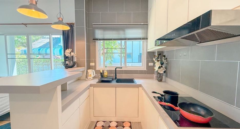 For rent 3 bedrooms house in Mueang Chiang Mai, Chiang Mai