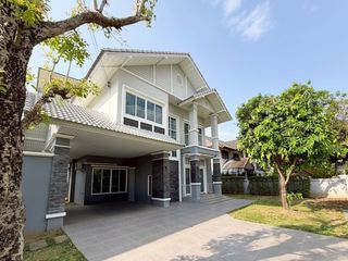 For rent 3 bedrooms house in Mueang Chiang Mai, Chiang Mai