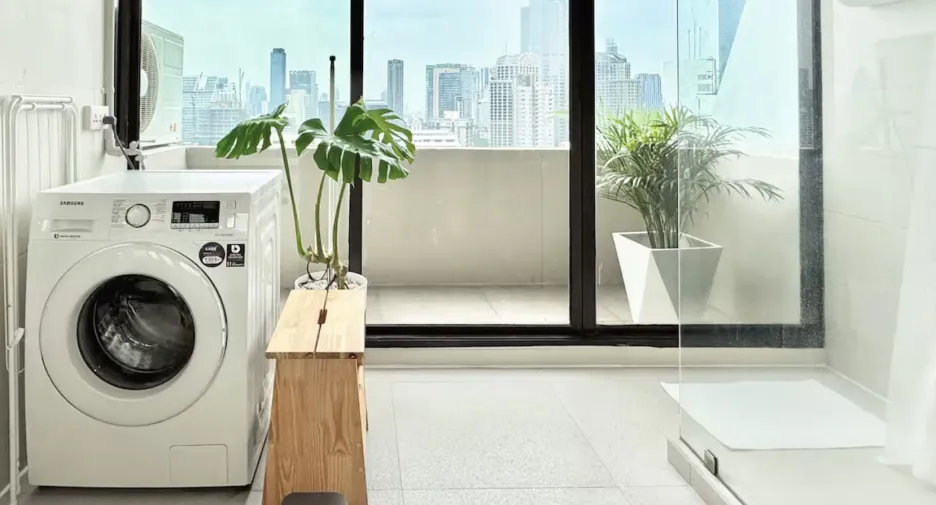For sale 1 bed condo in Khlong Toei, Bangkok
