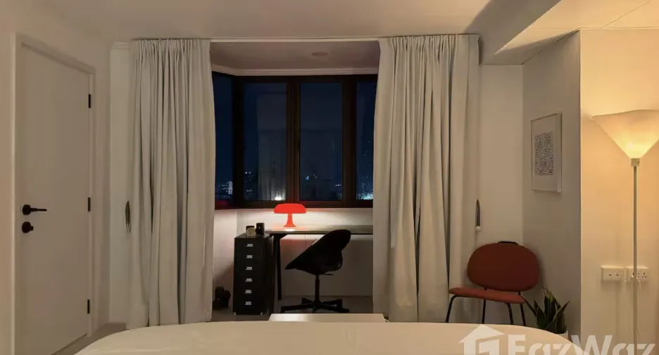 For sale 1 bed condo in Khlong Toei, Bangkok