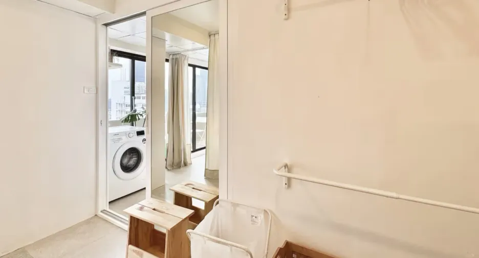 For sale 1 bed condo in Khlong Toei, Bangkok