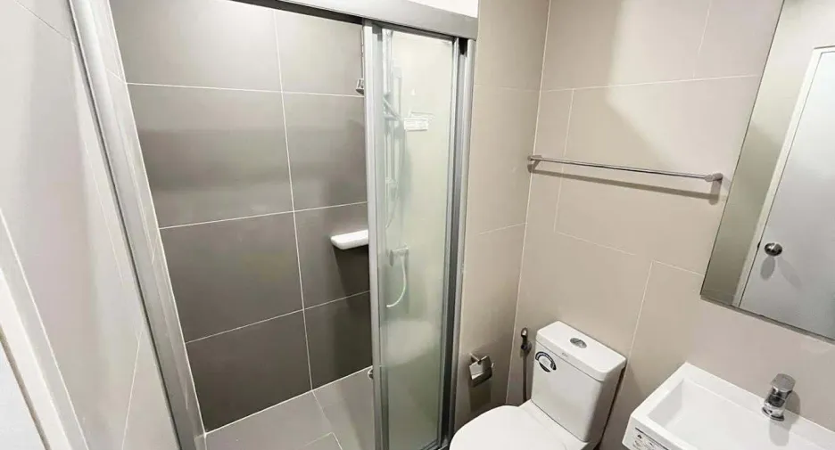 For rent 1 bed condo in Yan Nawa, Bangkok