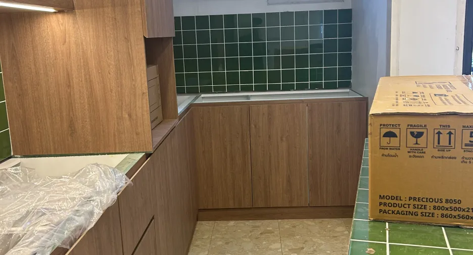 For rent 2 bedrooms apartment in Khlong Toei, Bangkok