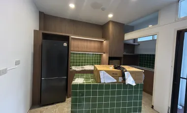 For rent 2 bedrooms apartment in Khlong Toei, Bangkok
