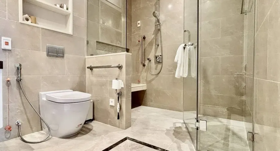 For rent 1 bed condo in Phra Khanong, Bangkok