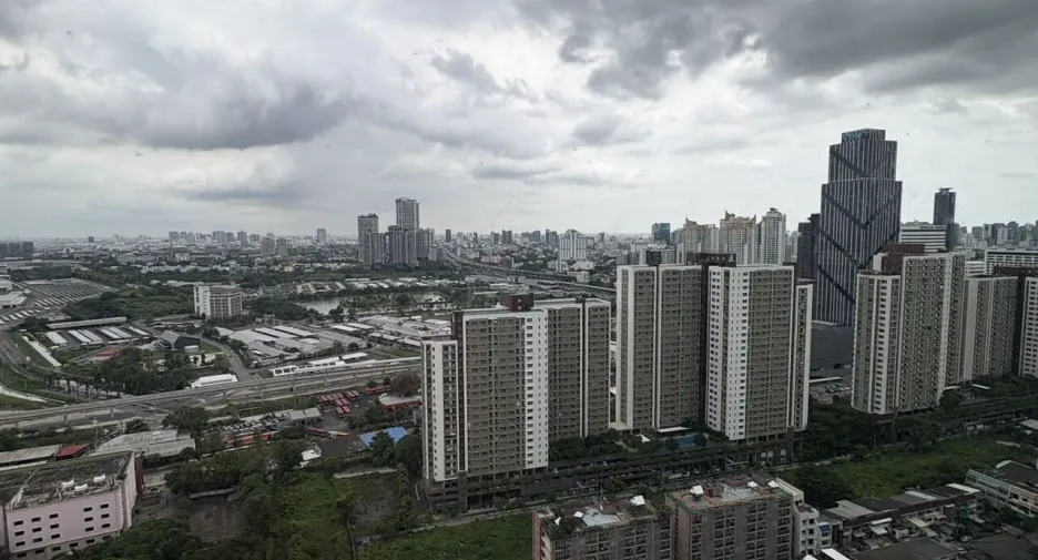 出租 3 卧室 公寓 在 Huai Khwang, 曼谷