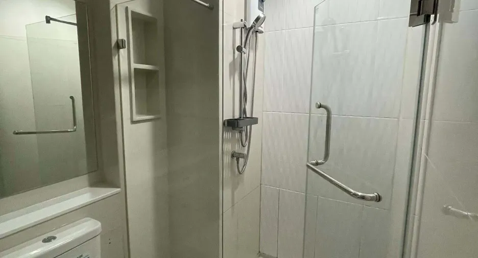 For rent 1 bed condo in Huai Khwang, Bangkok