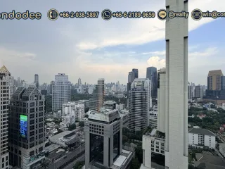 For sale 3 ベッドルーム condo in Sathon, Bangkok