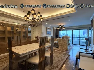 For sale 3 ベッドルーム condo in Sathon, Bangkok