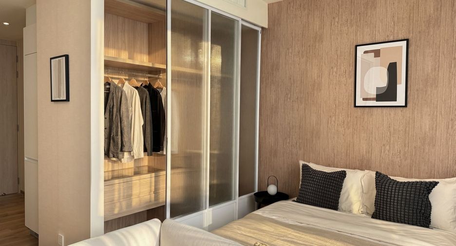 For rent 1 bed condo in Watthana, Bangkok