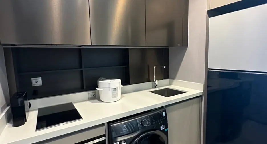 For sale and for rent 1 bed condo in Ratchathewi, Bangkok