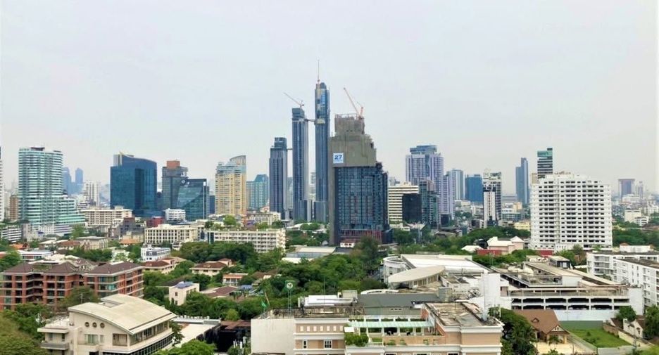 For rent 1 bed condo in Watthana, Bangkok