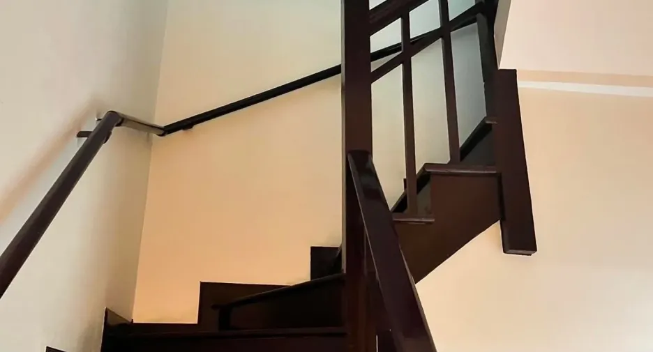 For rent 3 bedrooms retail Space in Bang Rak, Bangkok