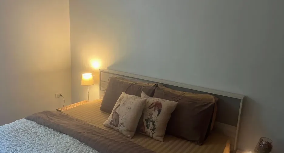 For rent 3 bedrooms retail Space in Bang Rak, Bangkok