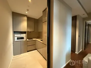 Condo en alquiler de 1 habitaciones en Khlong Toei, Bangkok