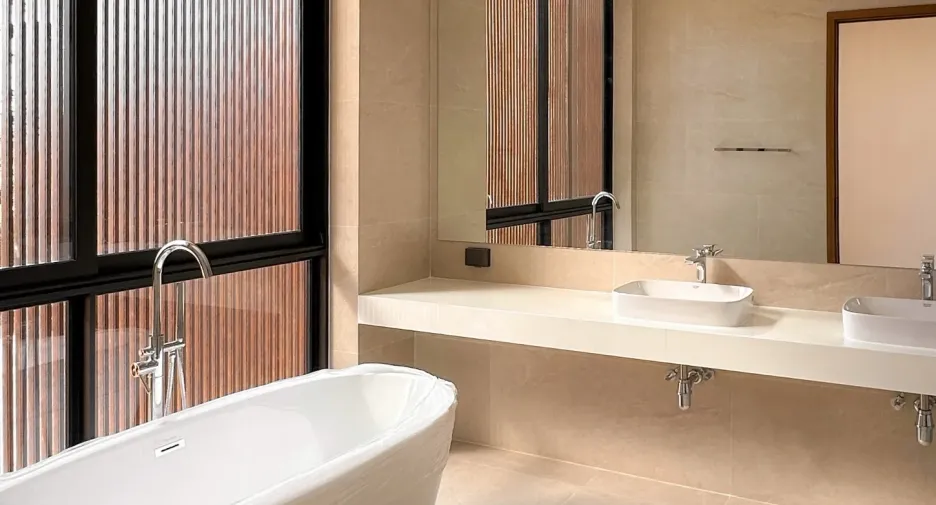 For sale 4 bedrooms house in Prawet, Bangkok