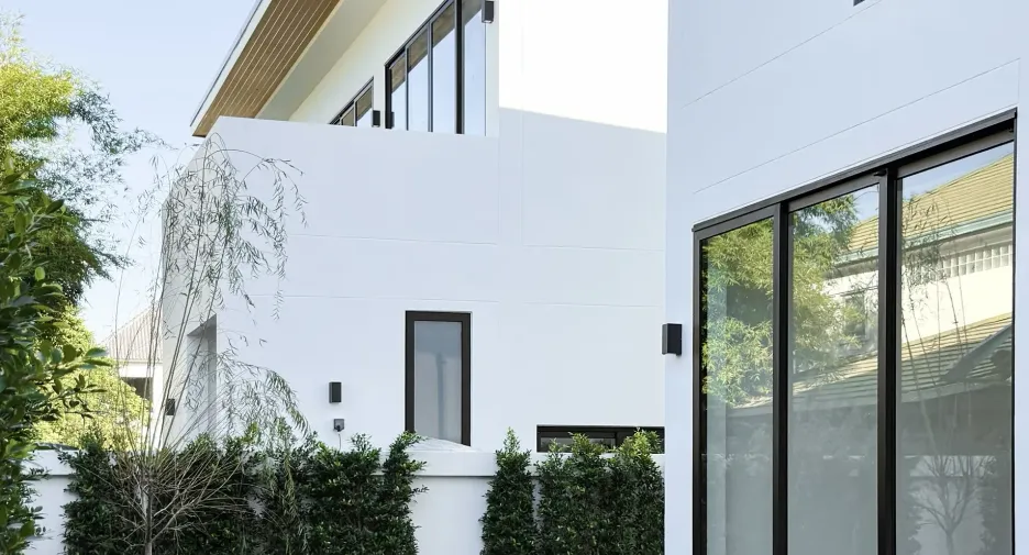 For sale 4 bedrooms house in Prawet, Bangkok