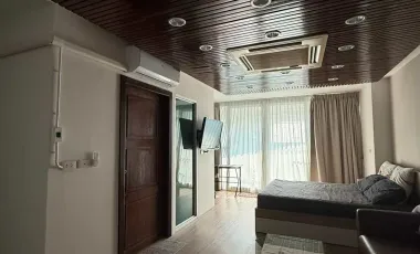 À louer studio condo à Pratumnak, Pattaya