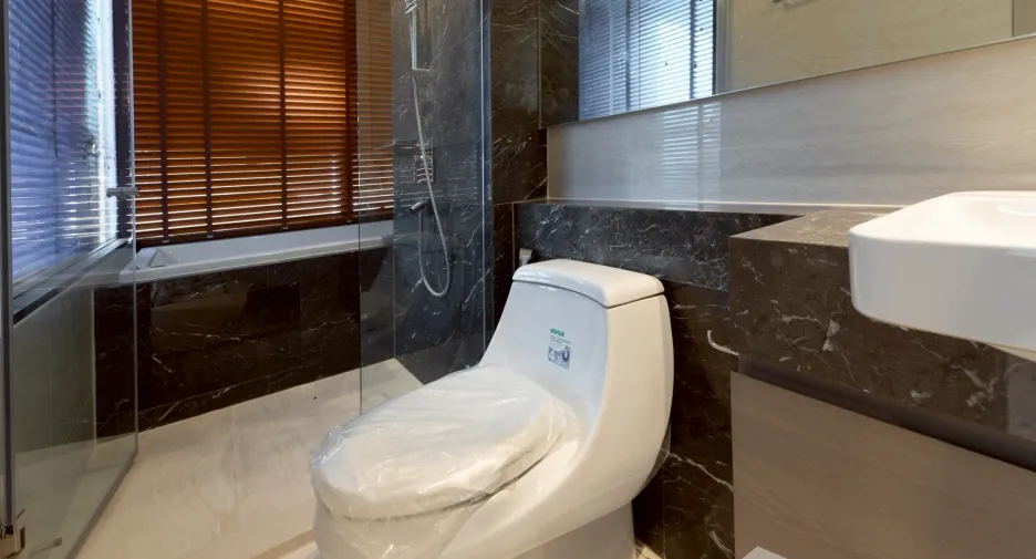 For rent 2 ベッドルーム condo in Bang Rak, Bangkok