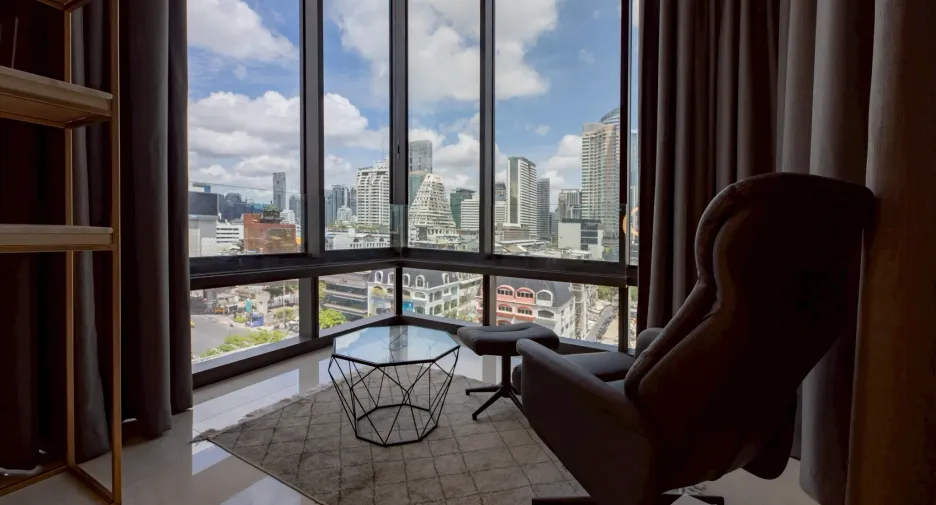 For rent 2 ベッドルーム condo in Bang Rak, Bangkok