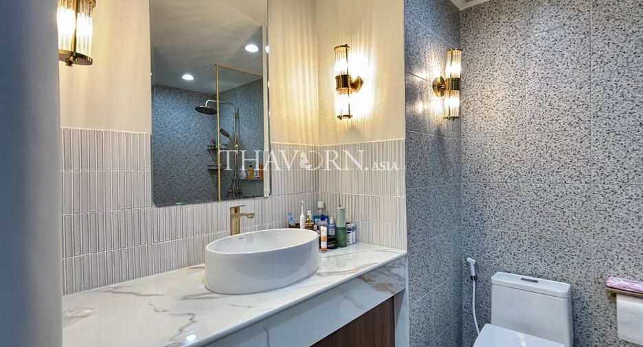 For sale 2 ベッドルーム condo in South Pattaya, Pattaya