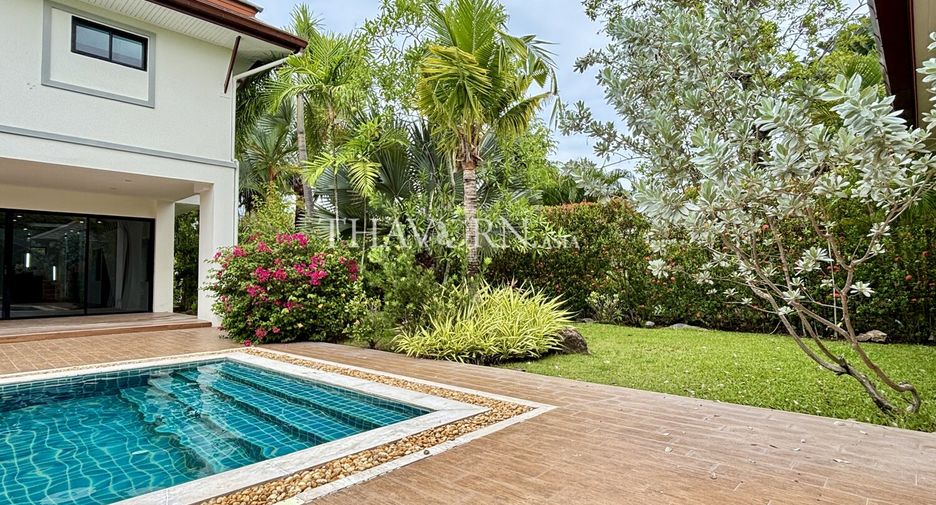 For sale 4 bedrooms house in Huay Yai, Pattaya