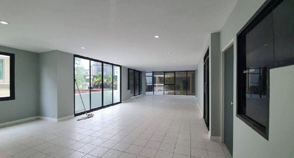 For rent office in Wang Thonglang, Bangkok