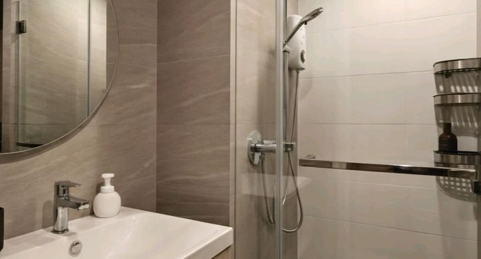 For rent studio condo in Khlong San, Bangkok