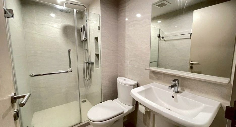 Wohnung zum Kauf und zur Miete mit 1 Zimmer in Bangkok Yai, Bangkok