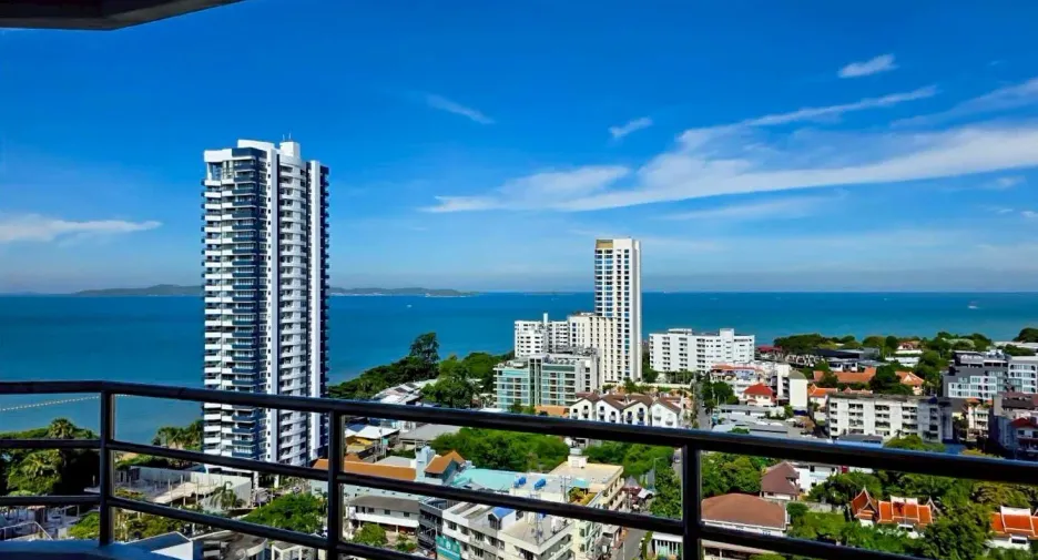 For sale 1 bed condo in Pratumnak, Pattaya
