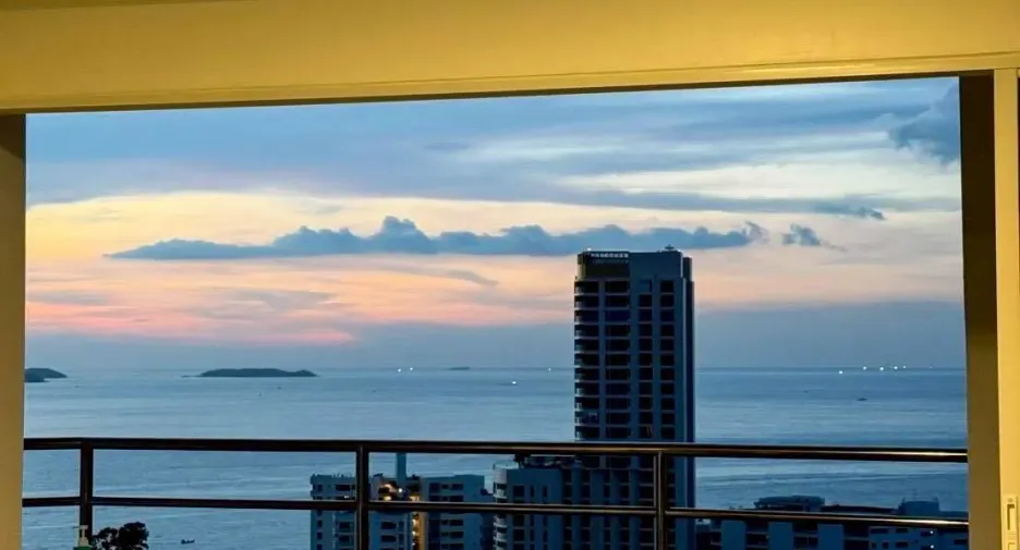 For sale 1 bed condo in Pratumnak, Pattaya
