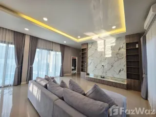 For rent 3 bedrooms villa in Bang Lamung, Chonburi