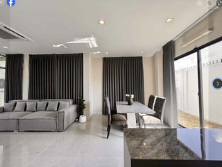 For rent 4 bedrooms house in Bang Phli, Samut Prakan