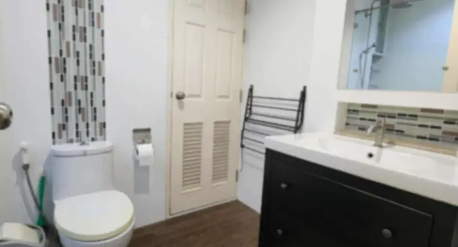 For rent 4 bedrooms house in Thung Khru, Bangkok