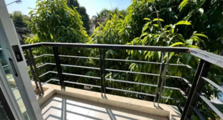 For rent 4 bedrooms house in Thung Khru, Bangkok