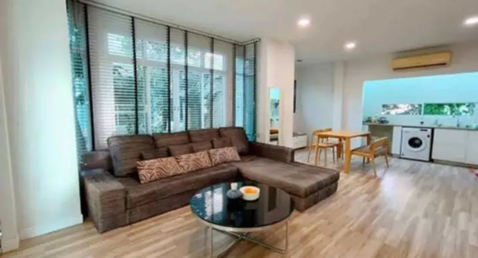 For rent 4 bedrooms house in Thung Khru, Bangkok