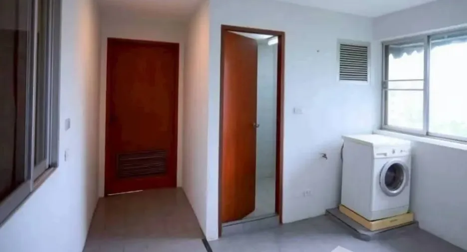 出租 4 卧室 公寓式住宅 在 Khlong Toei, 曼谷