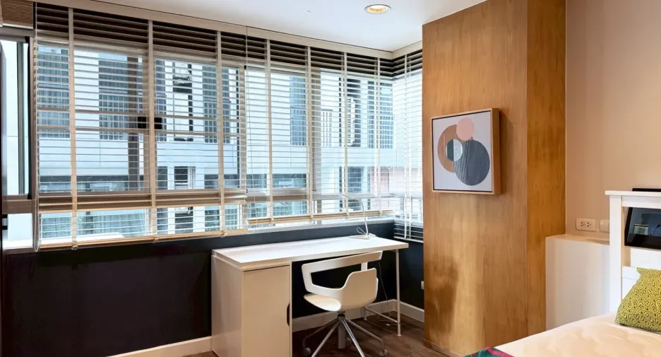 For rent 3 bedrooms condo in Watthana, Bangkok