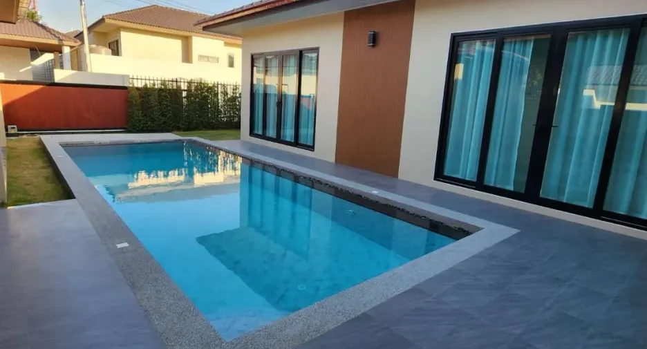 For rent 3 bedrooms villa in East Pattaya, Pattaya