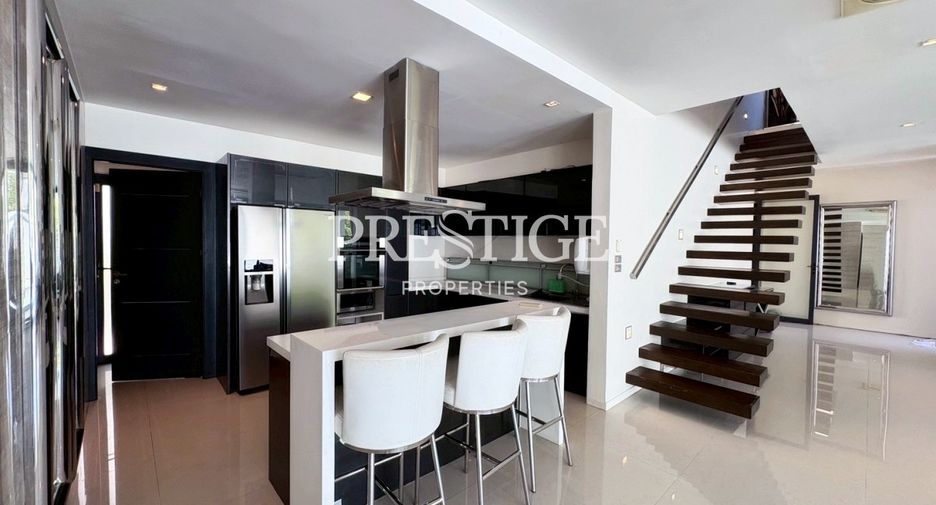 Haus zum Kauf und zur Miete mit 6 Zimmer in Pratumnak, Pattaya