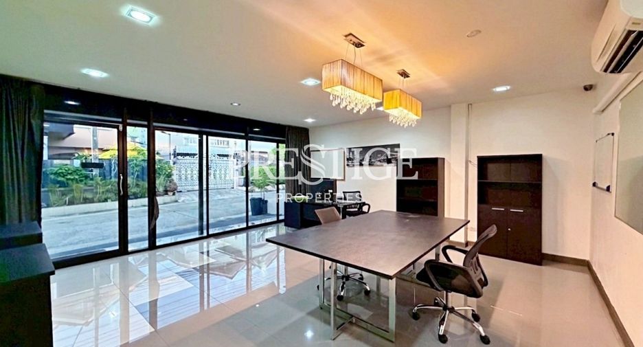 For sale 2 bedrooms house in South Pattaya, Pattaya