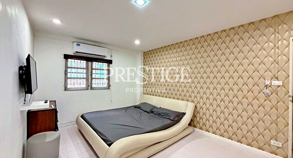 For sale 2 bedrooms house in South Pattaya, Pattaya