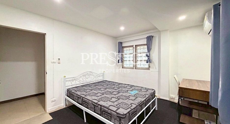 For sale 2 bedrooms house in South Pattaya, Pattaya