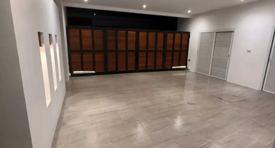 For rent and for sale 3 bedrooms villa in Mueang Phuket, Phuket