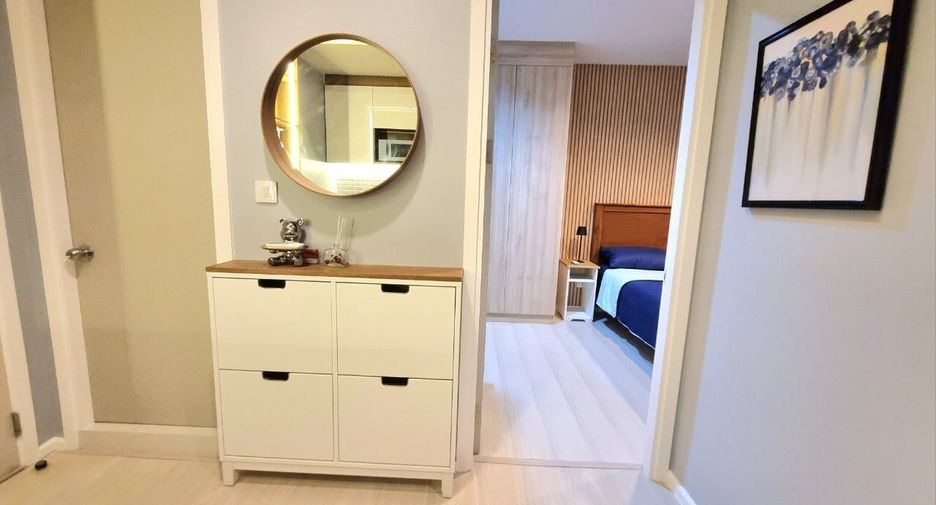 Condo en alquiler de 1 habitaciones en Khlong Toei, Bangkok